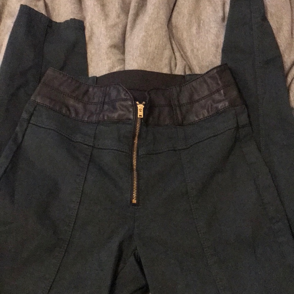 Hunter green high waisted zip up slacks